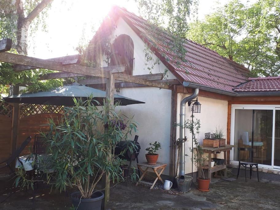 Auftanken Im Gruenen _ Just4You_B.Berlin Neuenhagen bei Berlin Buitenkant foto